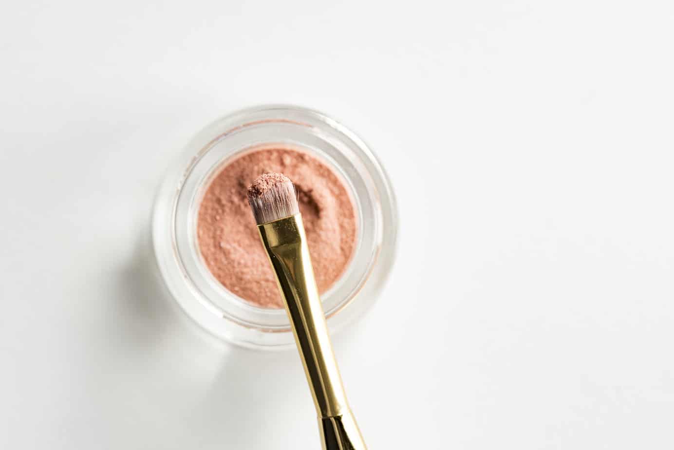 5 Makeup Brands That Unearth The Minimalist Beauty Gal In You