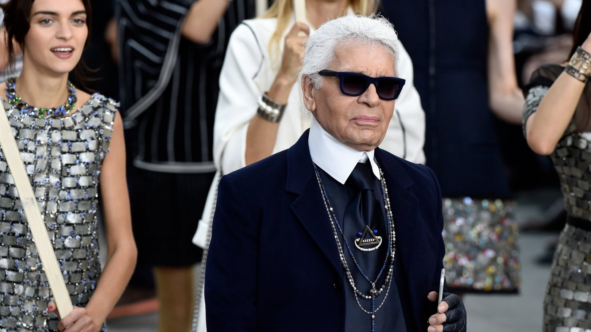 Life Lessons To Live By Ala Karl Lagerfeld - Learn The Words Of An Icon